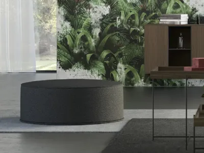 Doimo Salotti - Tavolino + pouf, insieme è possibile? La risposta è YoYo il  tavolino con il pouf girevole integrato. Comodo, pratico… geniale!