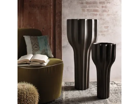 Vaso Line Big in ceramica di Adriani e Rossi